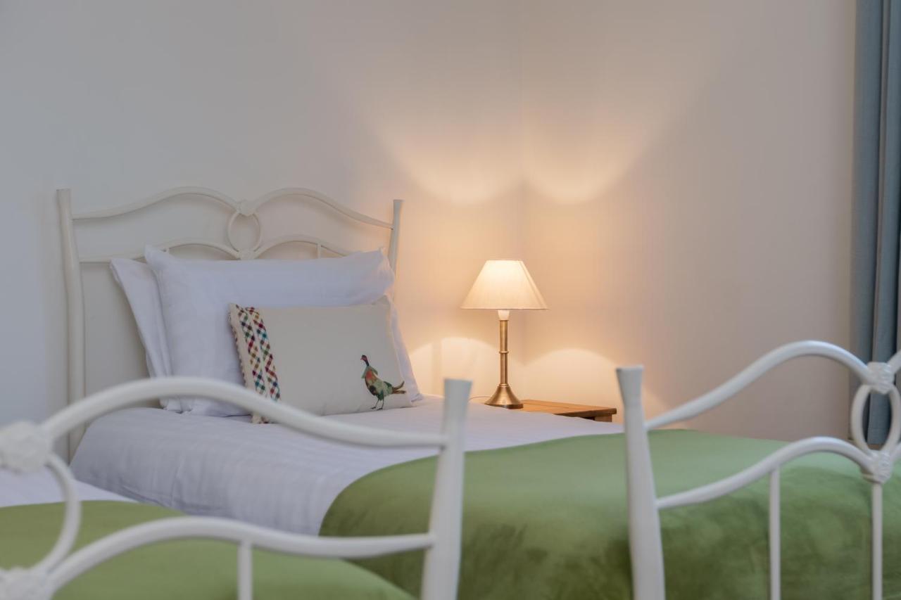 The Grainary Cottages สการ์โบโรห์ ภายนอก รูปภาพ